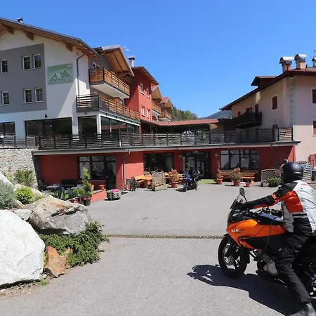 Alpen Garten Margherita Hotel Rumo