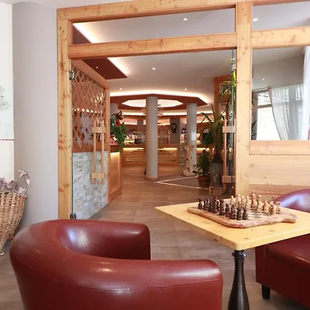 Alpen Garten Margherita Hotel 4*