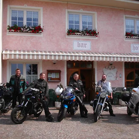 Hotel Alpen Garten Margherita 4*