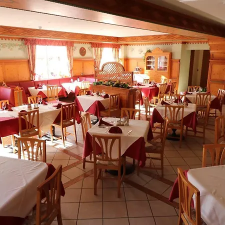 Hotel Alpen Garten Margherita Rumo